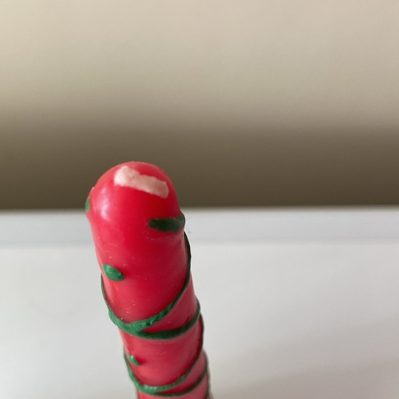 🆕 pair of festive candles and holders. - Picture 3 of 6